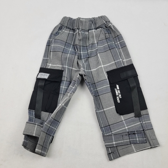 NWT heavy plaid cargo utility outfit with convertable jogger pants - Picture 5 of 10